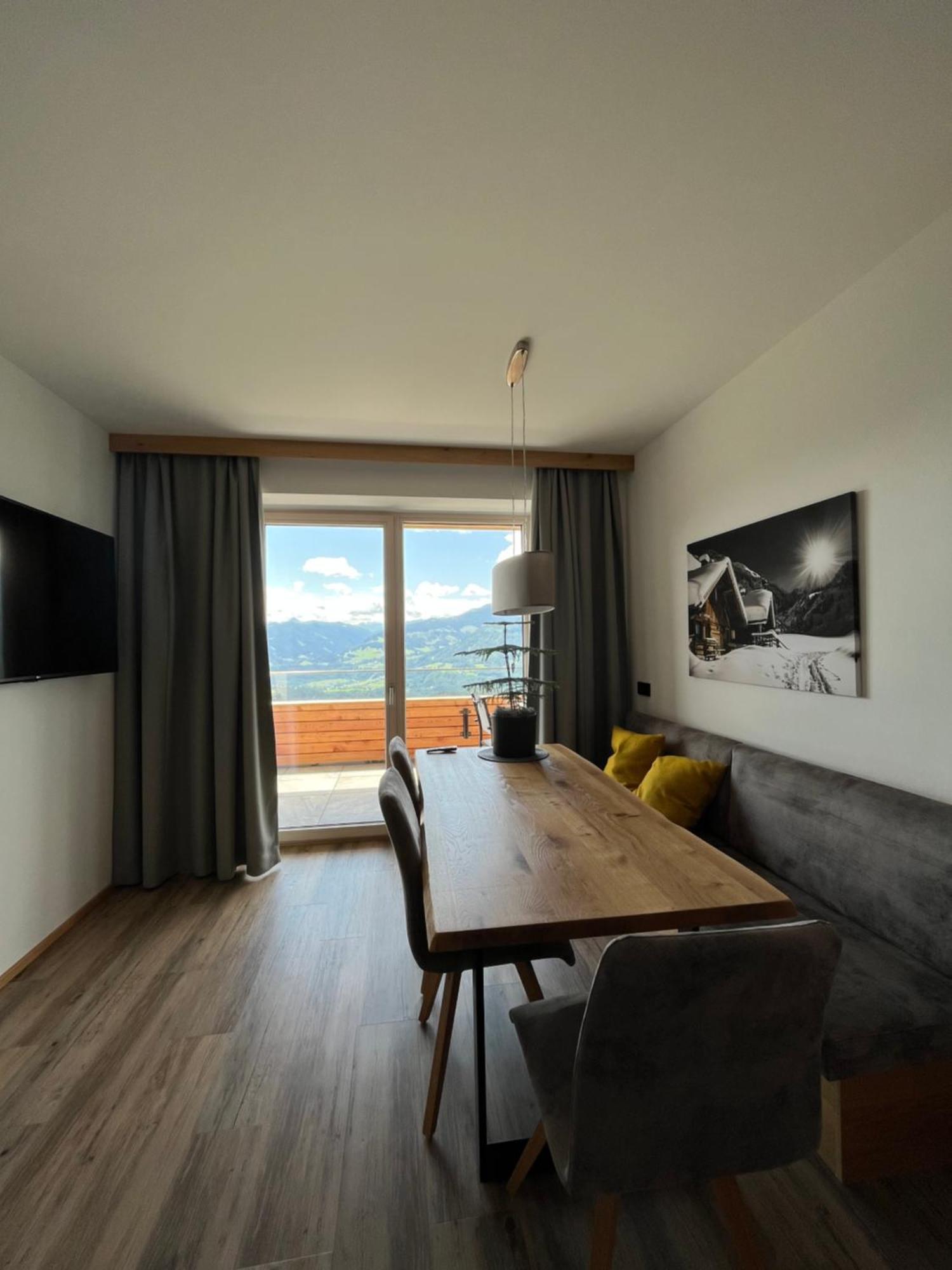 Der Wenger Apartment เวอร์เฟนแวง ภายนอก รูปภาพ