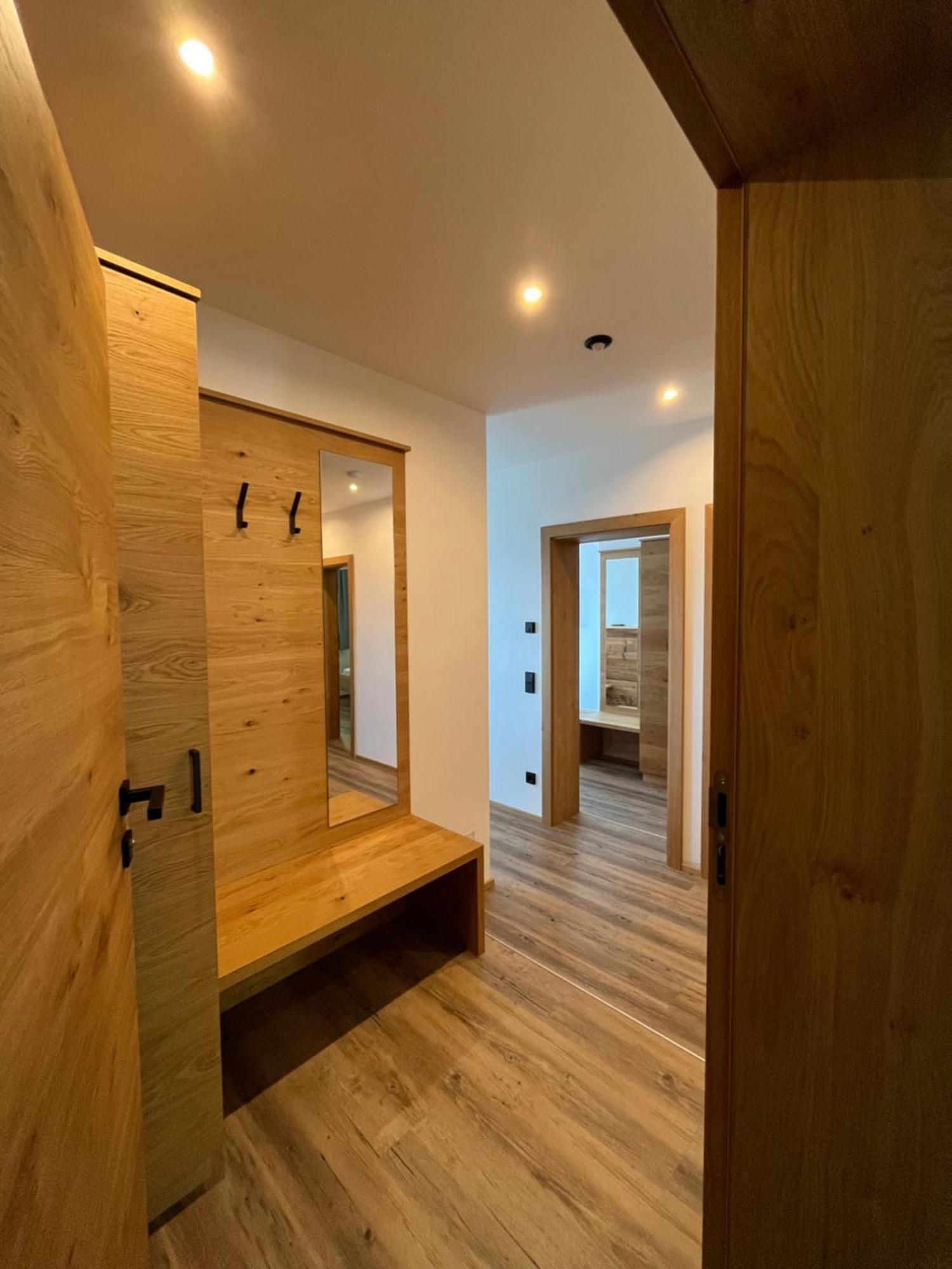 Der Wenger Apartment เวอร์เฟนแวง ภายนอก รูปภาพ